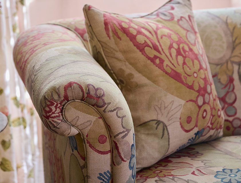 2 Masham 3 Seater Sofa in Floral Linen Carcassonne Laurel Arm Detail